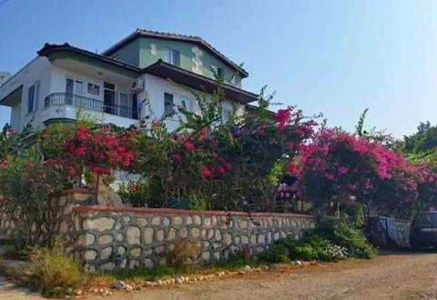 Demre 6 Kişilik Deniz Manzaralı Tatil Villası - V4004